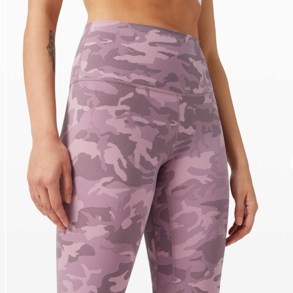 Lululemon Align 21" Crop Leggings Pink Camo 4 - Picture 2 of 6